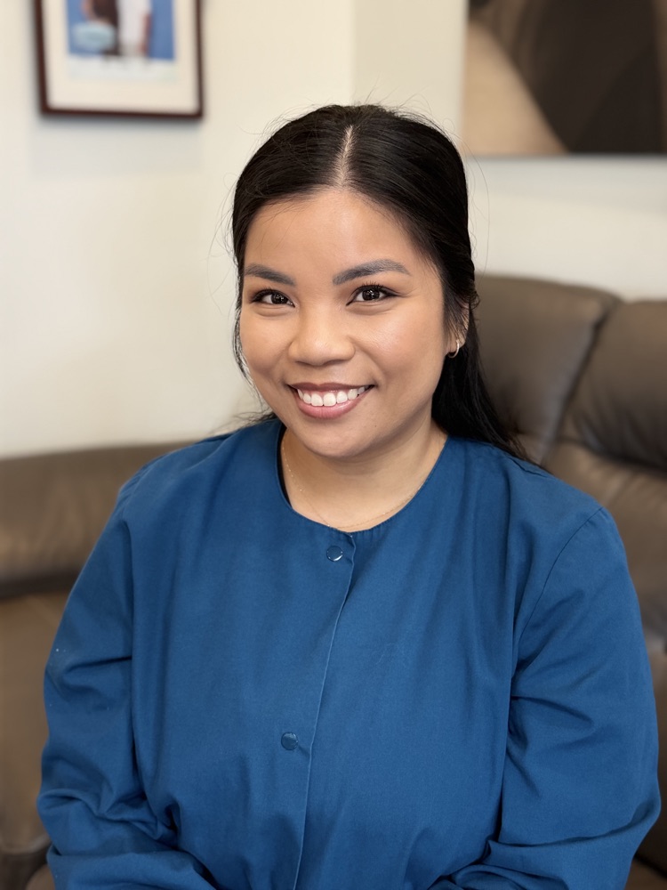 Rachelle Demello, Registered Dental Hygienist at Smile Dental Center